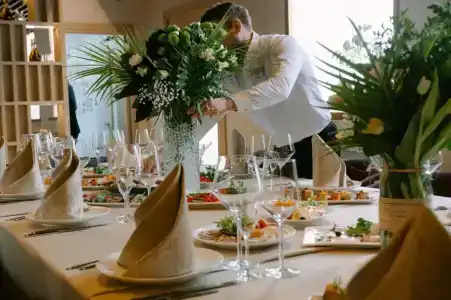 Дипломат - 61