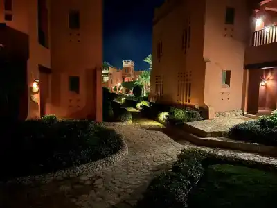 Charmillion Sea Life Resort - 9