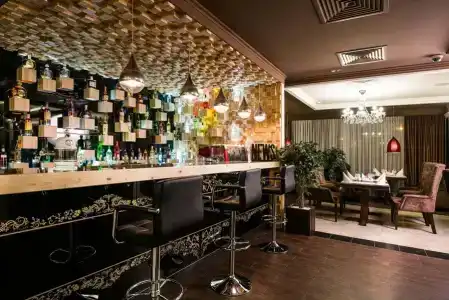 Carat by Undersun - 18