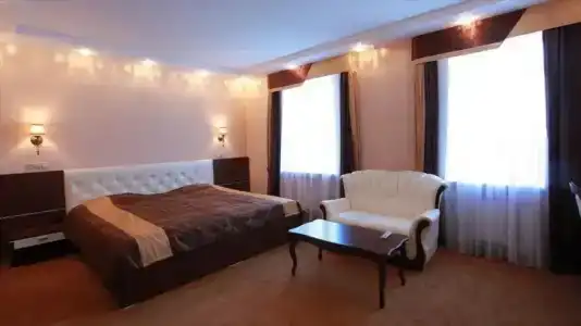 Губернский - 0