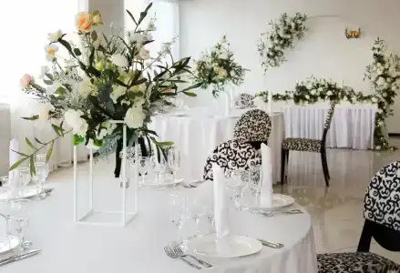 Охтинская - 14