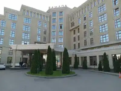 Ramada by Wyndham - 49