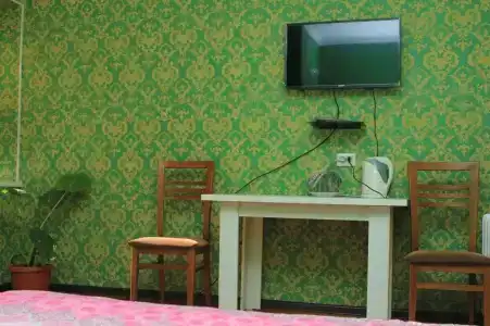 Holiday Hostel House - 8