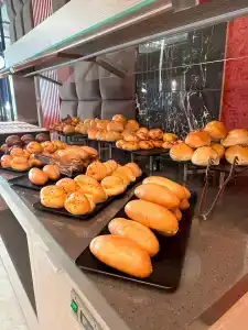 Park Dedeman Almaty - 18