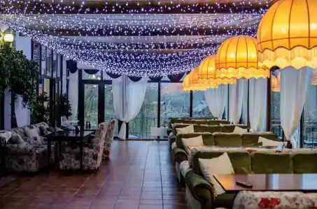 Zagorodny Klub Kura Tse Tse - 2