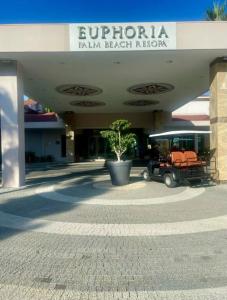 Euphoria Palm Beach Resort - 47