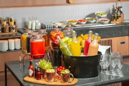 Courtyard by Marriott City Center - 24