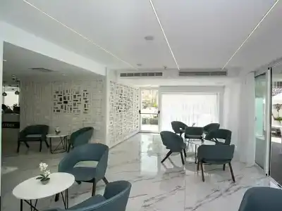 Best Western Plus Larco - 77