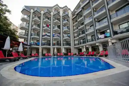 Kleopatra Fatih - 13