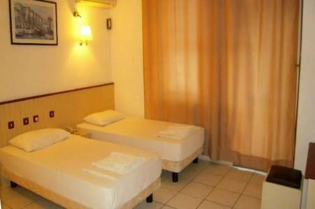 Kleopatra Carina - 6