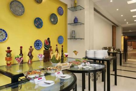 Ramada By Wyndham Jaipur - 10