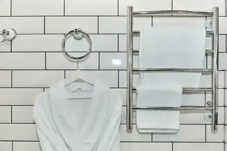 GrandWhite Apart - 48