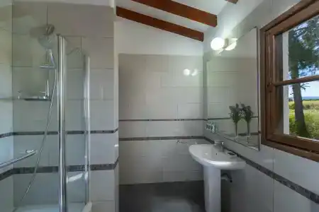 Latchi Family Resort - 9