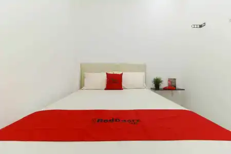 RedDoorz Plus @ Kapuk Business Park - 49