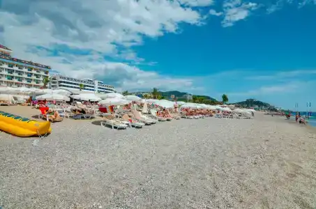 The Lumos Deluxe Resort & Spa - 8