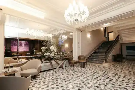 Cosmos Selection Saint-Petersburg Italyanskaya - 3