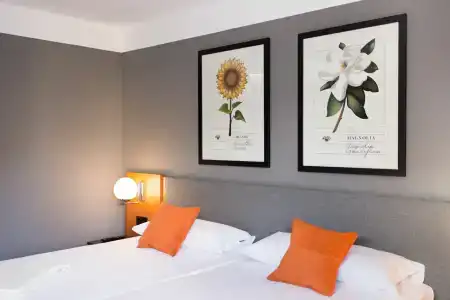 Malcom and Barret - 8