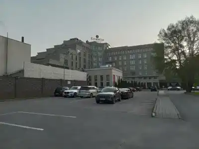 Ramada by Wyndham - 31