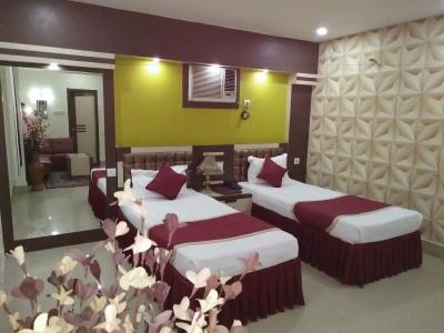 Executive Tower - 41