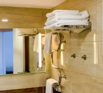 Таврическая - 83