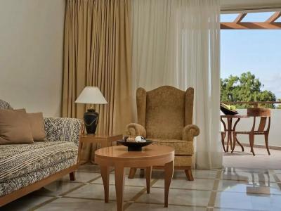 Pilot Beach Resort - 15