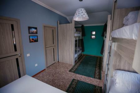 Mountain Road Hostel - 64