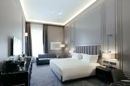 Cosmos Selection Saint-Petersburg Italyanskaya - 5