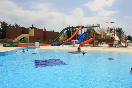Electra Beach Resort - 8