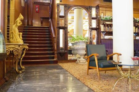 The Ambassador, Marine Drive, Mumbai - 38