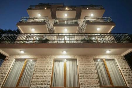 Twelve by Aycon - 87