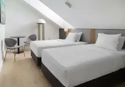 The Basilian Minsk, Curio Collection By Hilton - 19