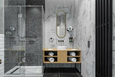 The Basilian Minsk, Curio Collection By Hilton - 13