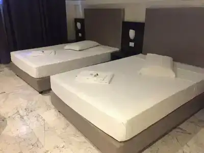 New Generation Hostel Tirana Center - 6