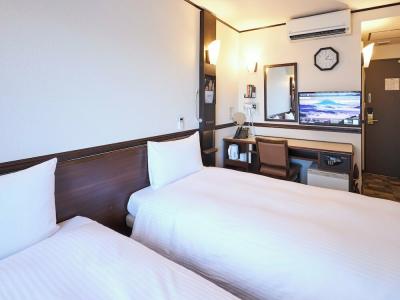 Toyoko Inn Tokyo Ueno Tawaramachi eki - 36