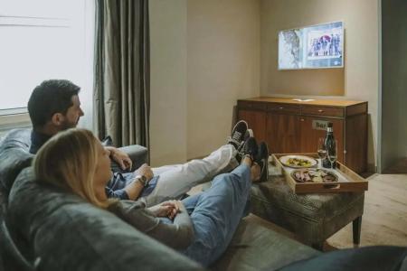 Catalonia Boulevard - 71