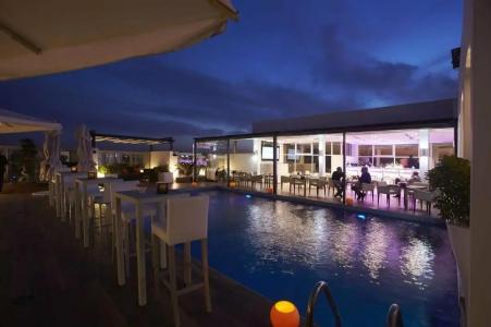 Mövenpick Casablanca - 17