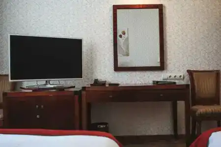 Gloria Business - 80