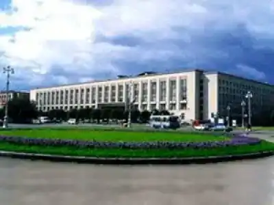 Смольнинская - 28