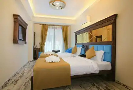 Reis Royal - 3