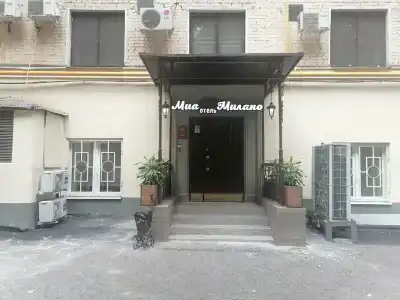 Mia Milano - 36