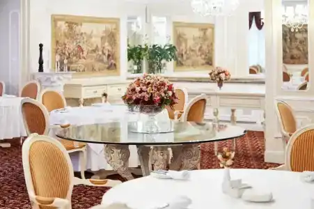 The State Hermitage Museum Official - 23