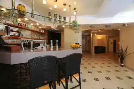 La Vie De Chateau - 37