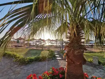 Charmillion Gardens Aquapark - 42