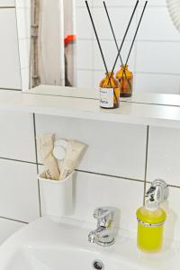 Eto Piter, Detka - 79