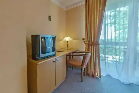 - 100