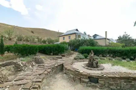 Nikitskaya Sloboda - 25
