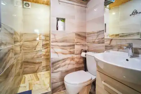 Usad'ba Chetyire Sezona - 166