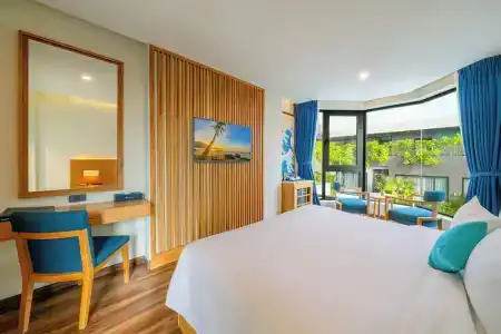 Sala Danang Beach - 301