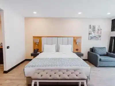 Best Western Plus - 113