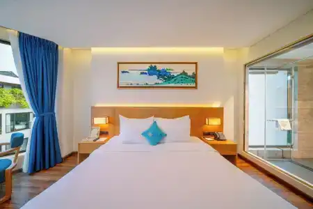 Sala Danang Beach - 302
